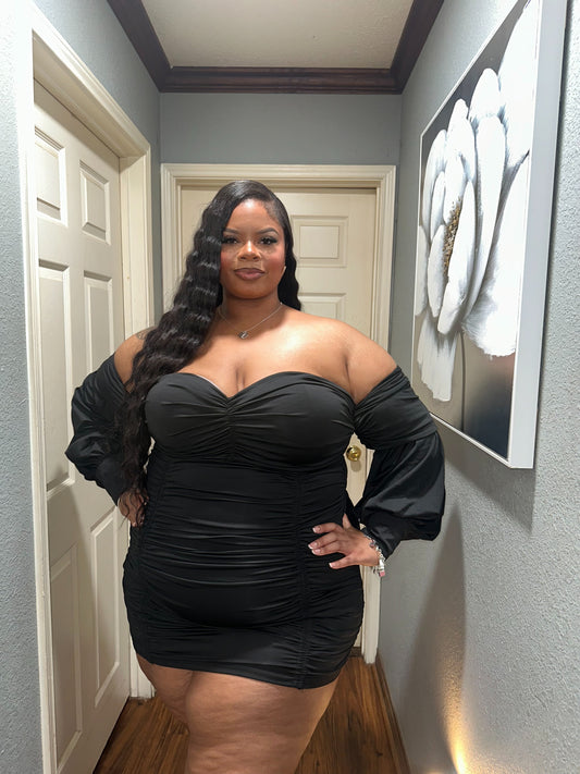 Ruched Dress (Black)